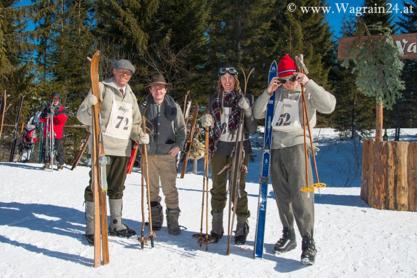 Gruppenfoto  vom Ski-Nostalgie 2015 in Wagrain