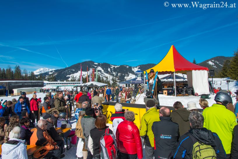 Laufsteg Präsentation Ski-Nostalgie 2015 in Wagrain