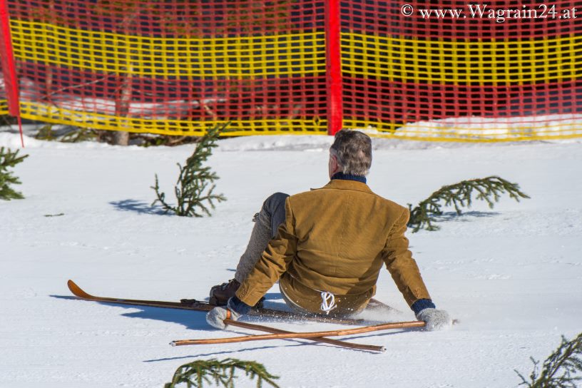 Sturz im Ziel - Ski-Nostalgie 2015 in Wagrain