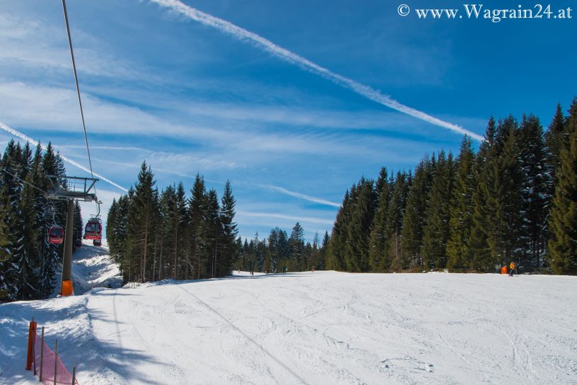 Piste bei Talfahrt mit Höhebahn Wagrain beim Ski-Nostalgie 2015