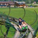 Durch den Kreisel des Lucky Flitzer im Play Park in Flachau
