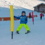 Kind im Torlauf der Skischule Wagrain